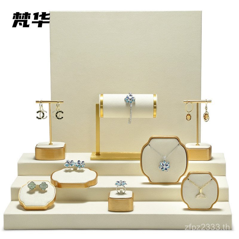 แหวนสร้อยข้อมือหน้าต่างสร้อยคอต่างหูเครื่องประดับชั้นเก็บโรงงานแสดงเครื่องประดับอุปทานโดยตรงเครื่องป