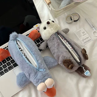 กระเป๋าใส่ดินสอตุ๊กตาหมี 🐻 ดีไซน์น่ารัก ใส่ปากกา ยางลบ ✏️ ของใช้ในโรงเรียน 🎒 A00168
