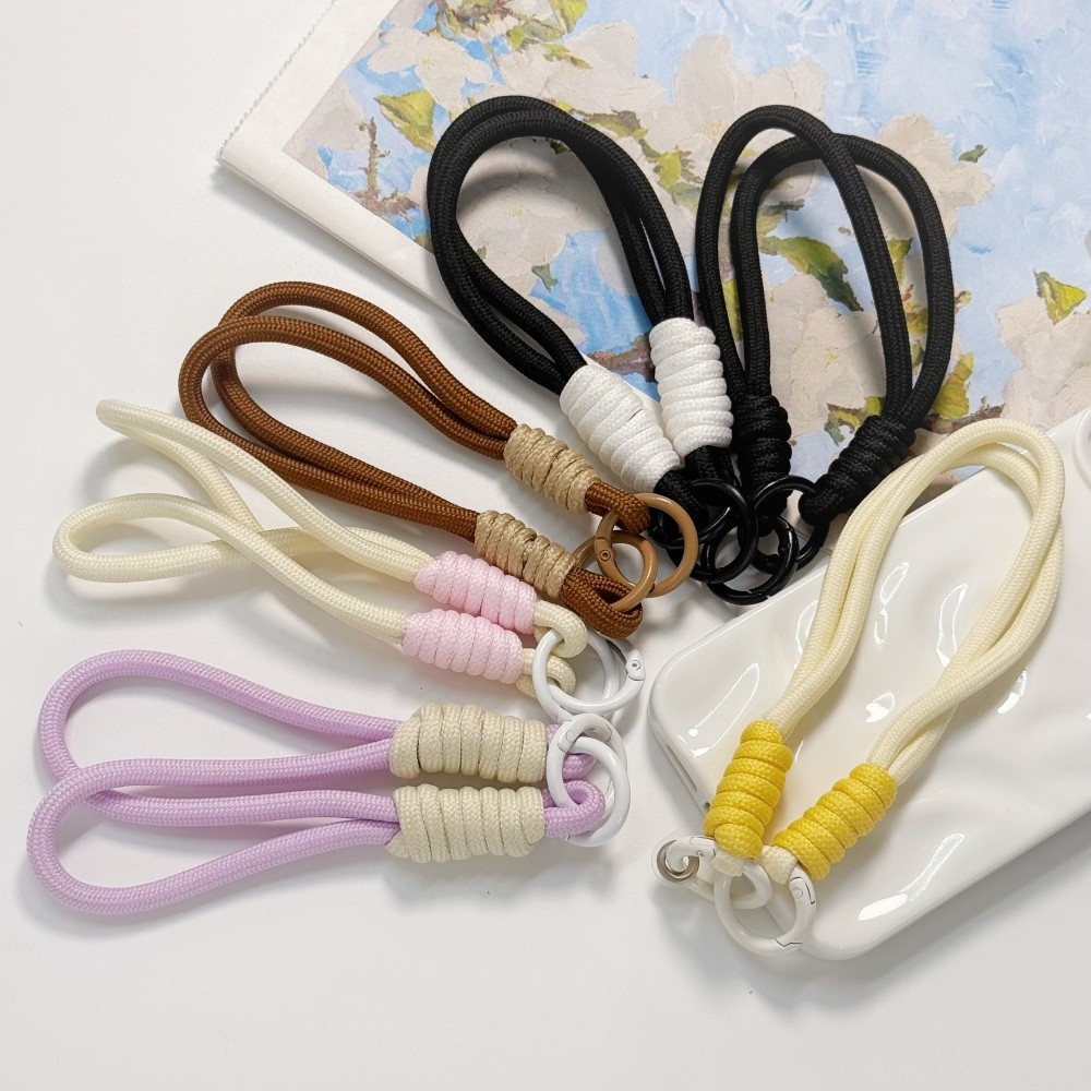 สต๊อกไทย สร้อยข้อมือ สายคล้องกุญแจโทรศัพท์ สีสันสดใส อุปกรณ์โทรศัพท์วินเทจ จี้เชือกเคสโทรศัพท์มือถือ แฟชั่น หลายสี