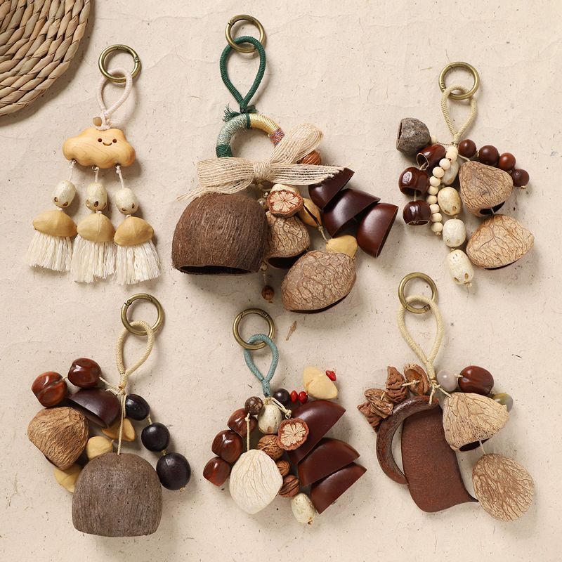 Nut Shell Rattle Bag แขวน Dali Tourist ของที่ระลึก Handmade Wind Chime เสียง Healing พวงกุญแจ Bell N