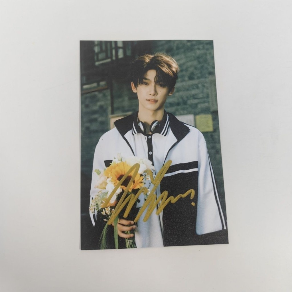 Ziyu ภาพถ่ายพร้อมลายเซ็น Ziyu ภาพถ่ายลายเซ็น 20 ซม. Star สนับสนุนสินค้าให้เพื่อนพิธีรับปริญญาแฟนประโ