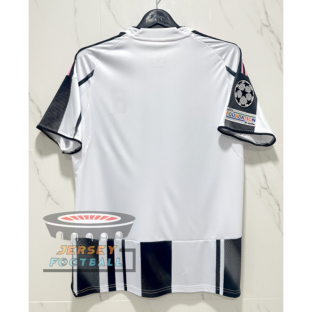 มาใหม่ !! เสื้อกีฬา ฟุตบอล ยุLวuตุส Home เหย้า 3A เกรดแฟนบอล ปี 2025/26 ใหม่ล่าสุด พร้อมชื่อเบอร์ อาร์ม UCL - รูปที่ 2