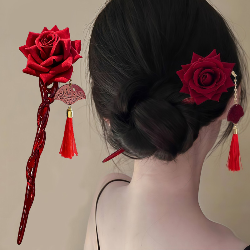 กิ๊บดอกกุหลาบสีแดงสำหรับปีใหม่ ตกแต่งผมให้มีความสวยงามในเทศกาล