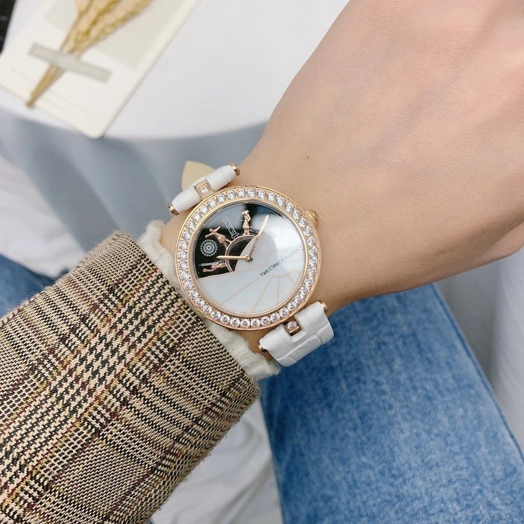 2021 รุ่นแรก Van Cleef & Arpels - Van Cleef & Arpels Jewelry Magician Will Wav Again Magic Wand นาฬิ