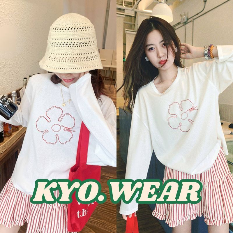 KYO 🌸 แฟชั่น แฟชั่นเสื้อยืดเเขนยาวผู้หญิง พิมพ์ลาย "Doubleline flower" ผ้าCOTTON โคตรนุ่ม OVERSIZE สวมใส่สบาย【COD】