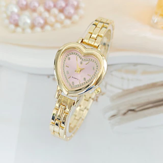 สไตล์ใหม่ High-value Love Diamond-studded นาฬิกาสุภาพสตรีหรูหรา Niche High-end สร้อยข้อมือนาฬิกาผู้หญิง