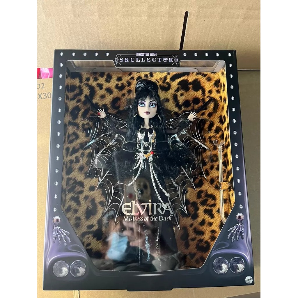 Monster HighSkullector Elvira HYV99 ตุ๊กตาสะสมสําหรับผู้ใหญ่ Mint Condition 2025 RM168X