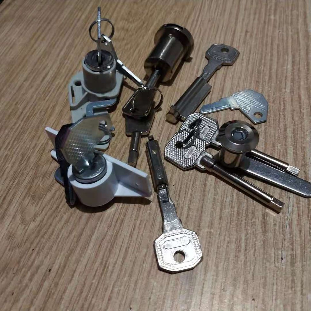 OKMA ตู้เย็น Key Freezer Key เหมาะสําหรับ Hairong ตู้แช่แข็ง Haier ตู้แช่แข็งประตูล็อคฝาครอบกระจก Ke