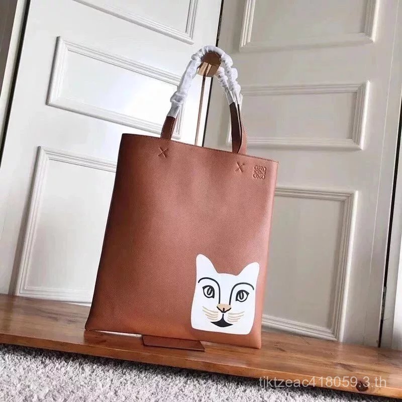 LOEWE กระเป๋าผู้หญิง สุดยอด