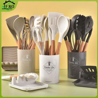 F&O ชุดเครื่องครัวด้ามไม้ 12 ชิ้นพร้อมซิลิโคนทนความร้อนไม่ใช…