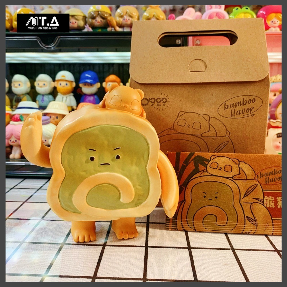 พร้อมส่ง🇹🇭 MTA. KY928 Toy Panda Roll Square Statue