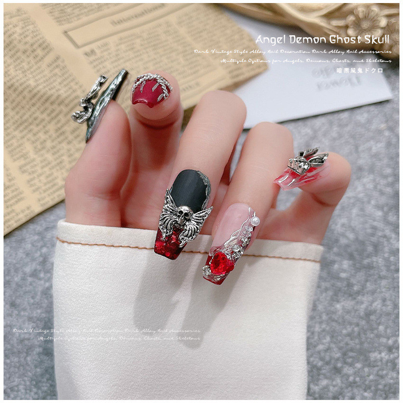 10 เล็บ Crow Heart Cross Angel โบราณ Silver Heart เครื่องประดับเล็บโลหะ