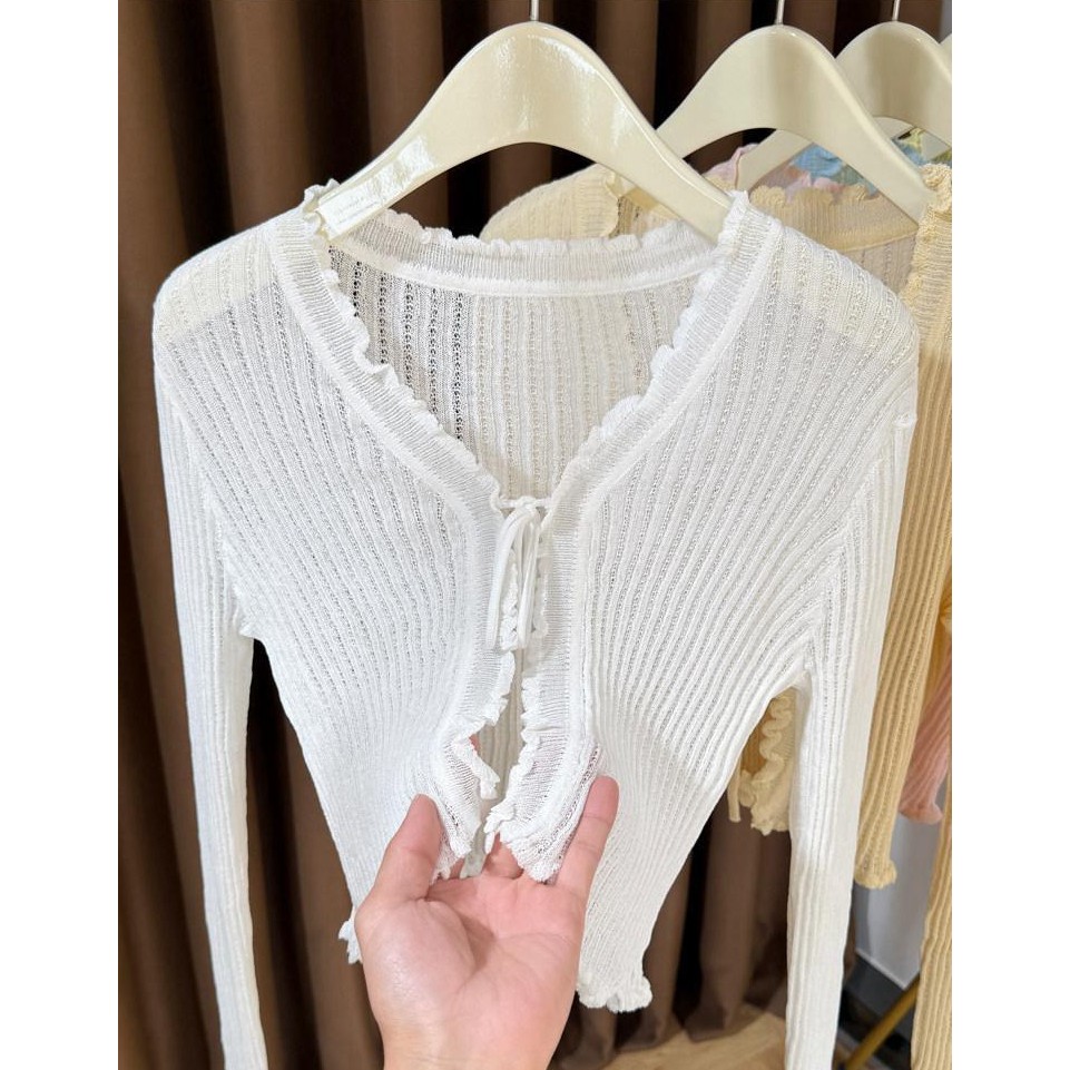 เสื้อคาร์ดิแกนถักนิตติ้งสั้นสำหรับผู้หญิง สไตล์เบาๆ เหมาะสำหรับฤดูร้อน แจ็คเก็ตขนาดเล็กสีขาว