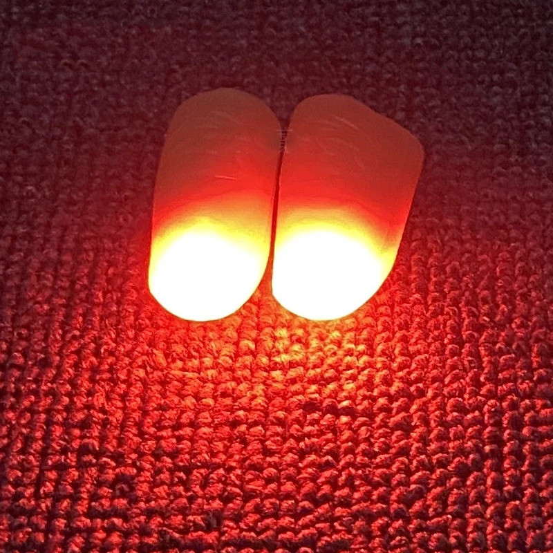 2PCS Magic Trick Fingers Thumbs LED Powered Magic Props ฮาโลวีน Magic Trick Fingers Thumbs Party ของ