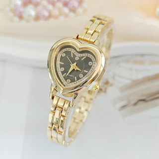 สไตล์ใหม่ High-value Love Diamond-studded นาฬิกาสุภาพสตรีหรูหรา Niche High-end สร้อยข้อมือนาฬิกาผู้หญิง