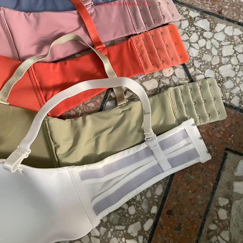 Wacoal WB3044 แบบไร้โครง ฟองปานกลางนุ่ม เต้าเรียบ ผ้านุ่ม เก็บข้างใส่สบายมาก