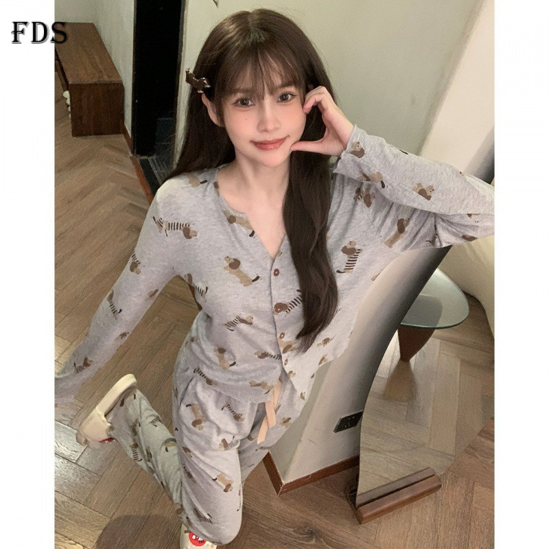 ชุดนอนสุภาพสตรี FDS ลายดัชชุน เสื้อสเวตเตอร์ถัก รอบคอ สำหรับฤดูหนาว