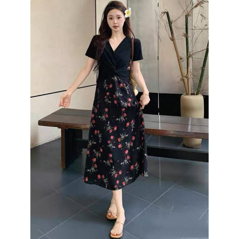 เดรสดํา ยาว เกาหลี ทํางาน ผู้หญิง ดอกไม้ ไปทะเล ออกงาน ชุดน่ารัก black floral summer dress