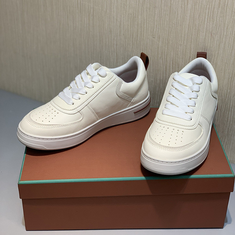 K7NC Loro LP Breathable flat-soled sneakers with white accents Perforated leather comfortable women'