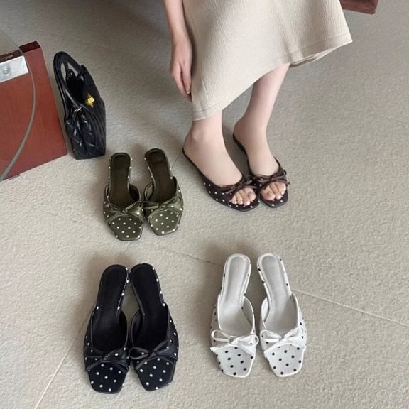 TT 2026 Low-Heel Polka Dot Flip-Flops รองเท้าผู้หญิง Bowknot Low-Heel Flip @-