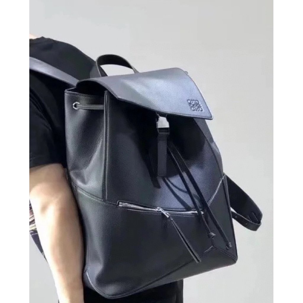 Loewe Alpha [คุณภาพการสั่งซื้อดั้งเดิม] L0ewe Loewe Puzzle Backpack Series Black One-Shoulder Double