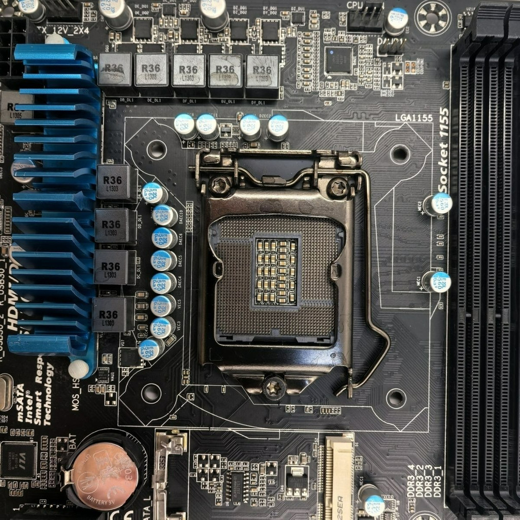 เมนบอร์ด GIGABYTE Z77X-D3H (Luxury) ขั้วต่อ LGA1155 รองรับแรม DDR3 สภาพดีพร้อมส่ง