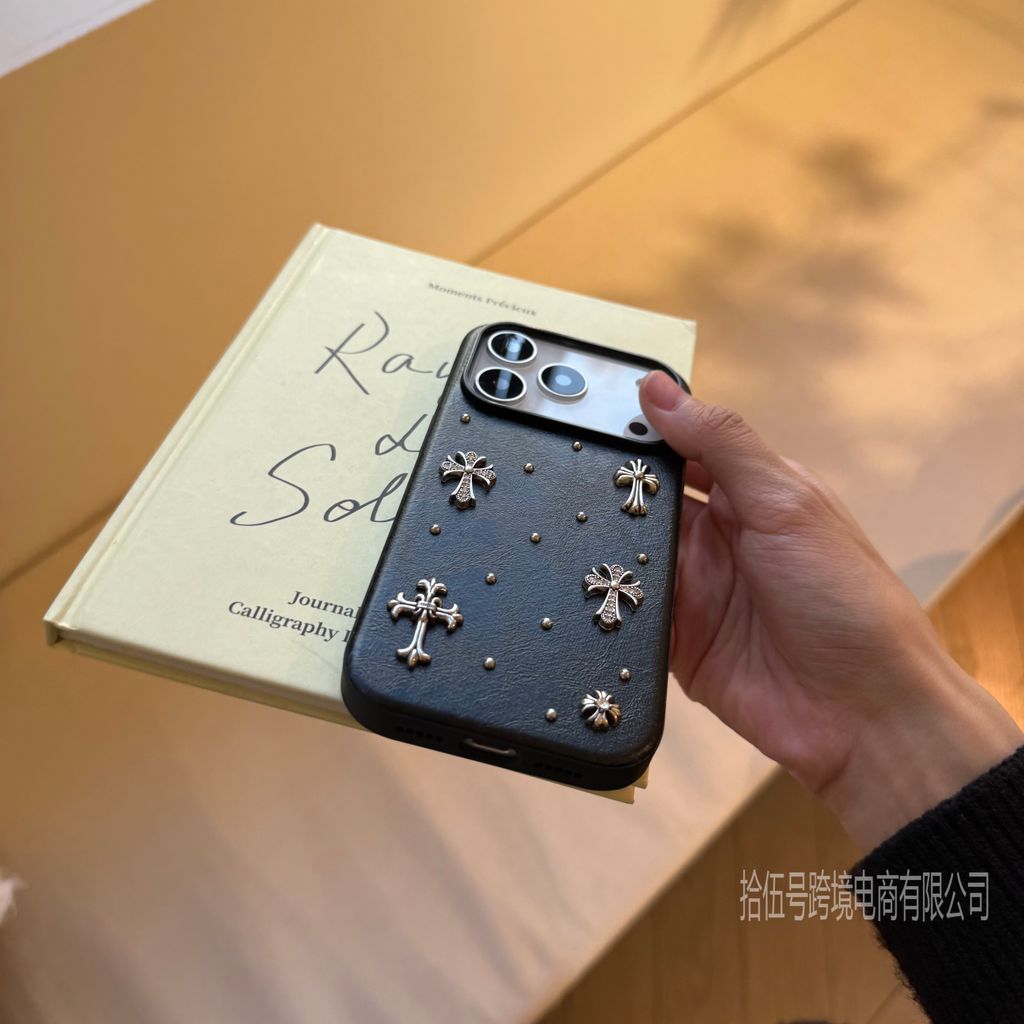 เหมาะสําหรับ ไอโฟน 17 มือโปร สูงสุด, 16มือโปร, 15, 14 หนังสีดําสามมิติข้ามลูกปัดแต่งเคสโทรศัพท์, ป้องกันการหล่น, ส่วนบุคคล, เย็น - รูปที่ 3