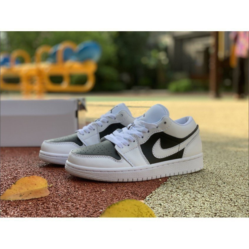 [พร้อมส่ง] Air Jordan 1 low panda AJ1 Oreo รองเท้ากีฬาสีดําและสีขาว DC0774-100 5nip yb1e 2021