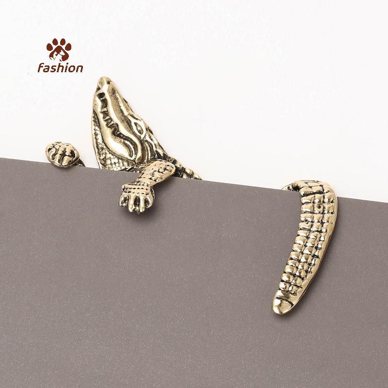 เข็มกลัดรูปสัตว์Vintage สำหรับผู้ชาย ออกแบบเป็นรูปลาวนดินอวกาศและcrocodile เพิ่มความคลาสสิกให้เสื้อสูท