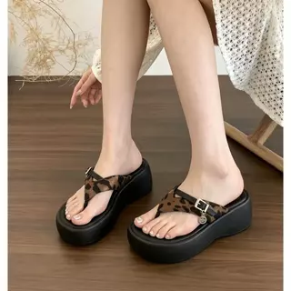 One for all พร้อมส่งจากไทย TX798(เจ็ดเก้าแปด) รองเท้าแตะคีบส้นหนา ใส่สบาย เพิ่มสูง7CM ลายจุด/ลายเสือ สำหรับผู้หญิง