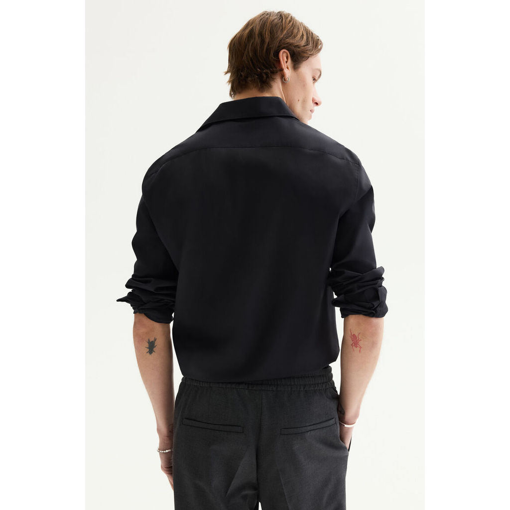 H&M قميص رجالي Slim Fit مطاطي — صورة 5