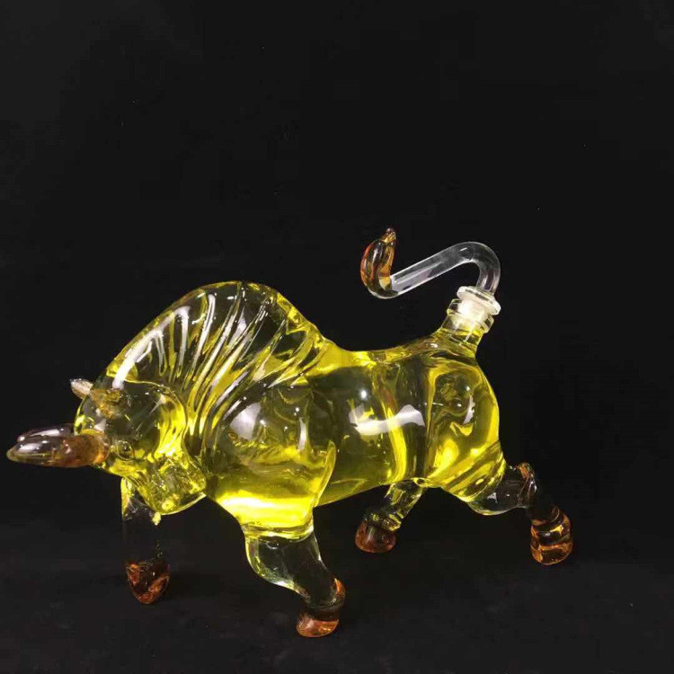 [ผลิตภัณฑ์ใหม่] Zodiac Ox Bottle ขวดแก้ว Ox Taishan Ox Bottle Big Ox Shape แก้วลูกตุ้ม Ox Bottle Far