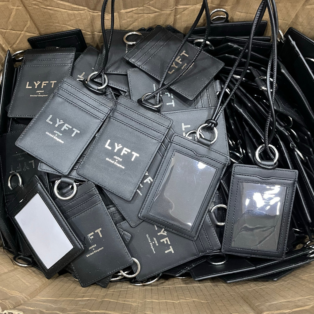 กระเป๋าตัง cardholder การค้าต่างประเทศ Original Order Tail Goods ~ สไตล์ใหม่ผู้ถือบัตรหนังแท้ ID กระ