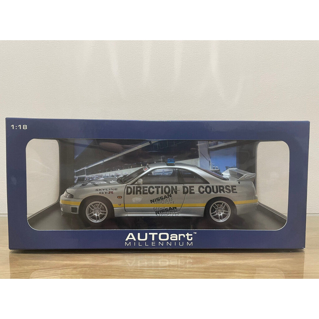 1/18 autoart nissan GTR33 Safety Car Autoart autoart nissan GTR33 Safety Car