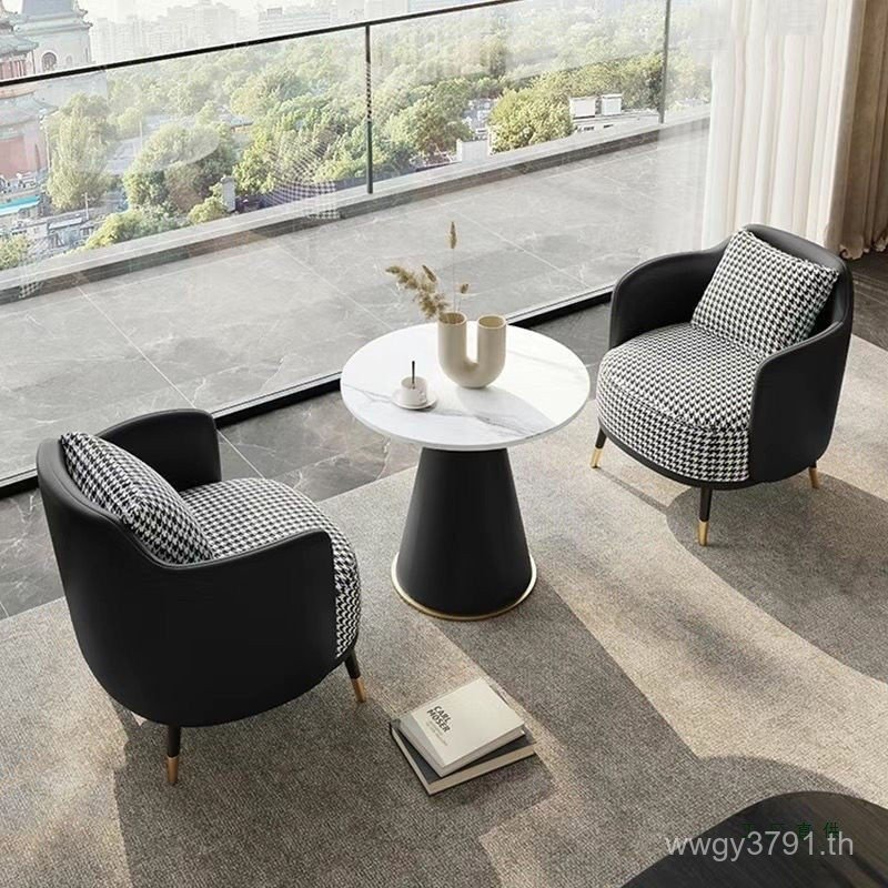 สองชั้นสํานักงานแสงหรูหราออกแบบเก้าอี้เดี่ยวและเฟอร์นิเจอร์การประชุมแขกโต๊ะเก้าอี้โต๊ะกลมรวมกัน xz7