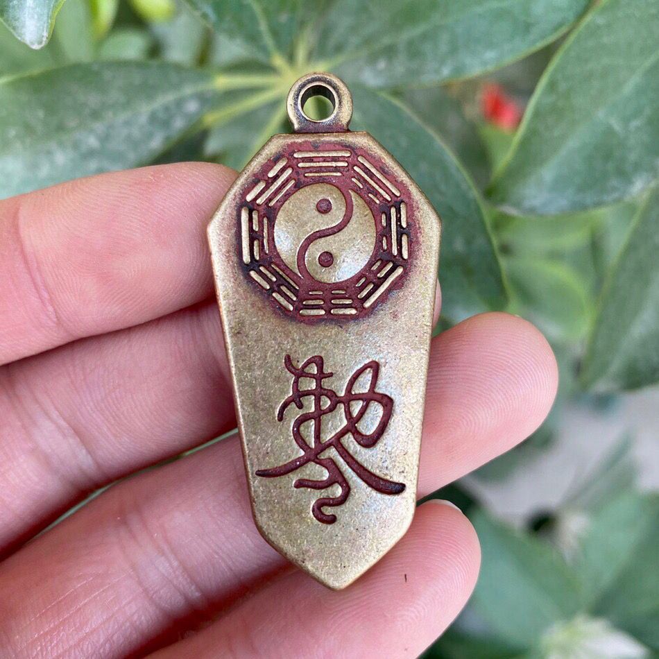 ทองเหลือง Cinnabar Gossip Token Five Seasons Token Taishang Laojun Rush Ru Law Token เหรียญสีบรอนซ์