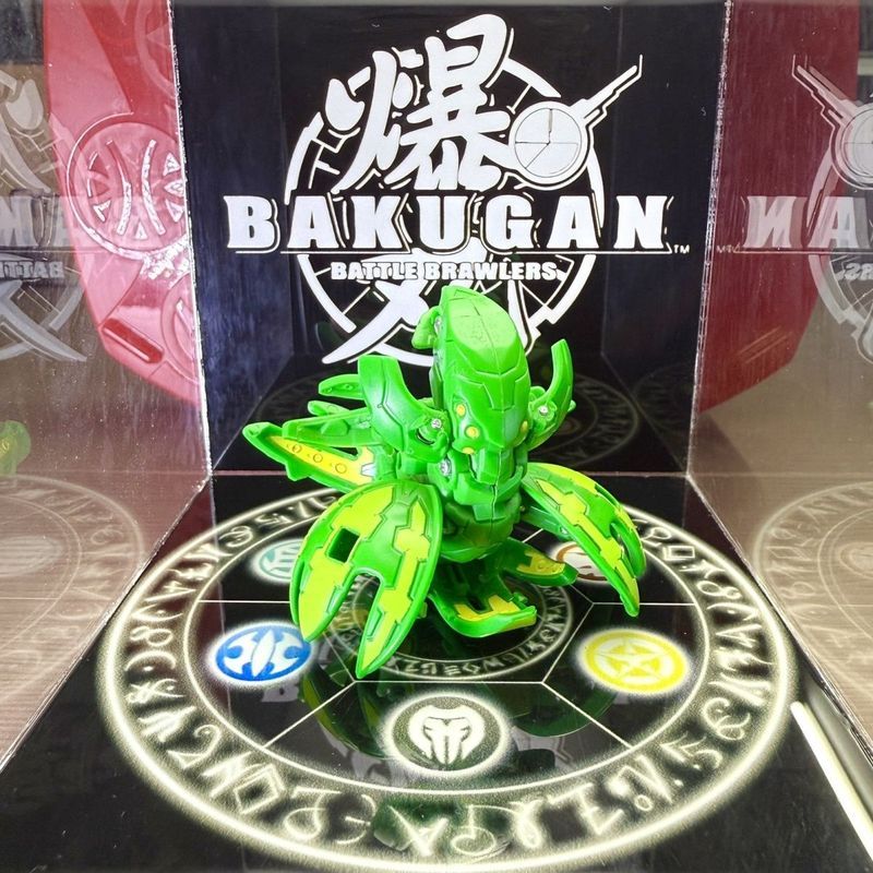 BAKUGAN Boy BAKUGAN Battle Fire Unicorn Dark สามหัวสุนัข Mantis Deformation Series ของขวัญตาบอดราคาถ