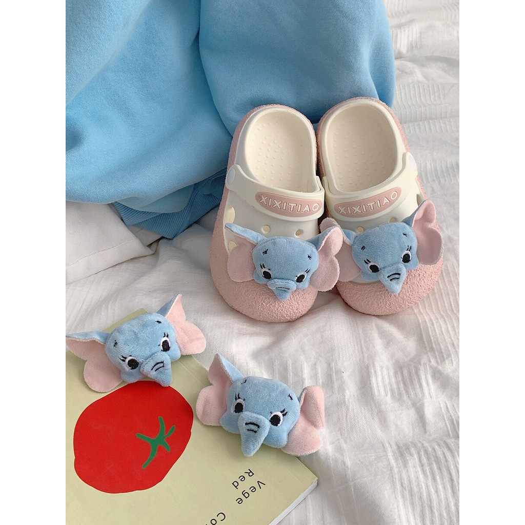 Thin fashion girl heart outdoor beach shoes summer new plush Dumbo color matching non-slip hole shoe