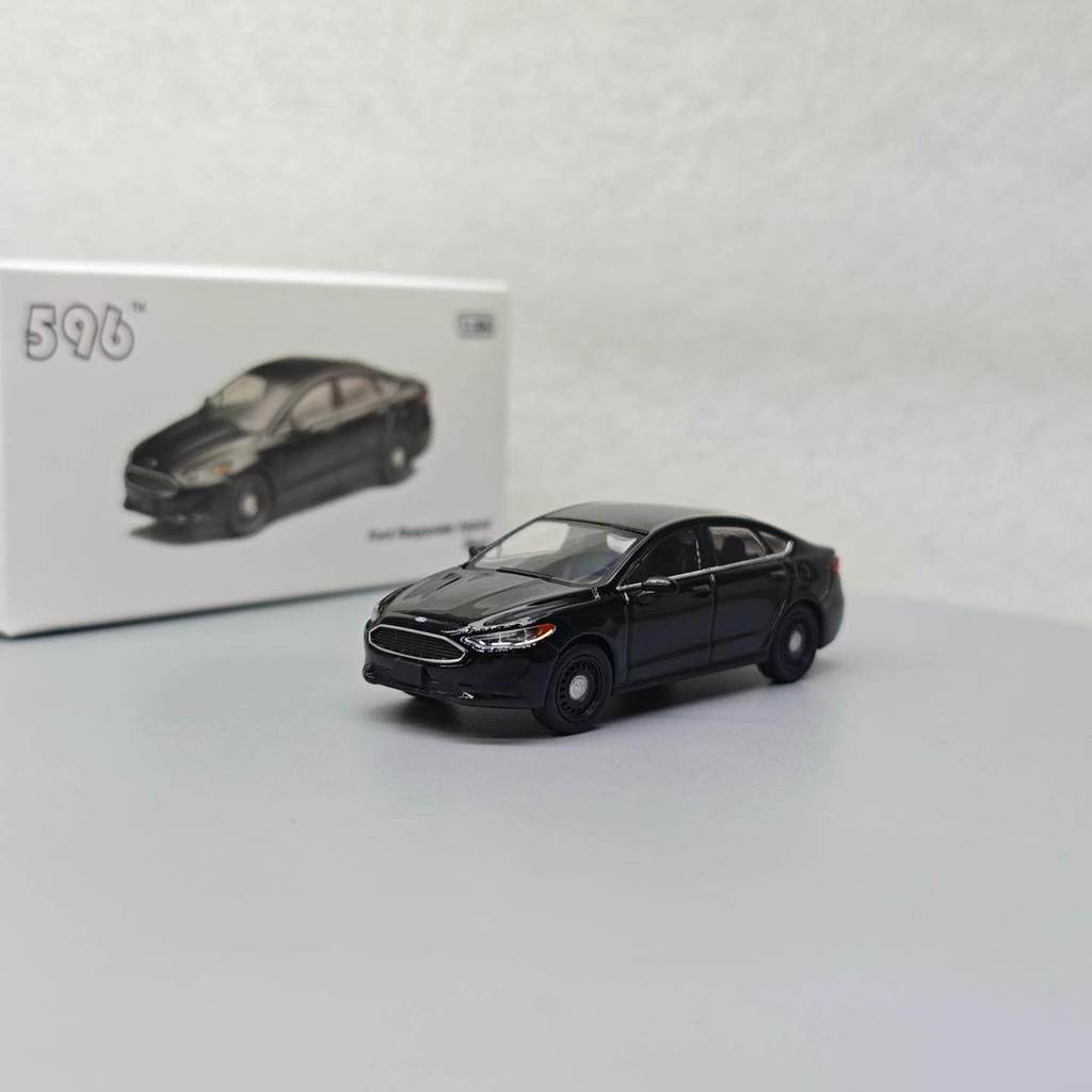 596 1: 64 Ford Mondeo Black Responder Hybrid 596-118