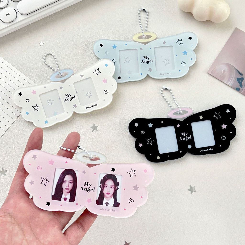 Angel Wings 1 นิ้ว ID Holder อะคริลิคผู้ถือบัตร Hard Card Case CP Collection Decor Idol Card Protector จี้