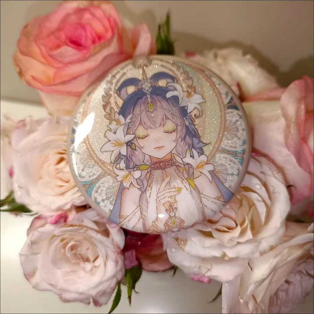 พร้อมสต็อก#正版Vsinger洛天依周边插画集轻周众筹吧唧沁心一夏恋人祭司徽章ccgjk