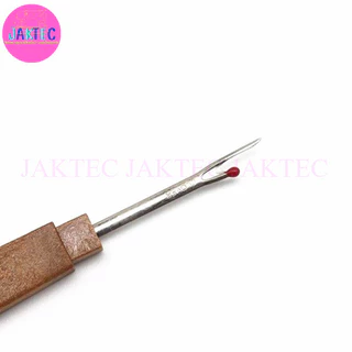 (ราคาต่อ 1 ชิ้น) รุ่นใหม่ !! เข็มเลาะด้าย ที่เลาะผ้า ด้ามไม้ ที่เกี่ยวด้าย Seam Rippe (อันใหญ่)