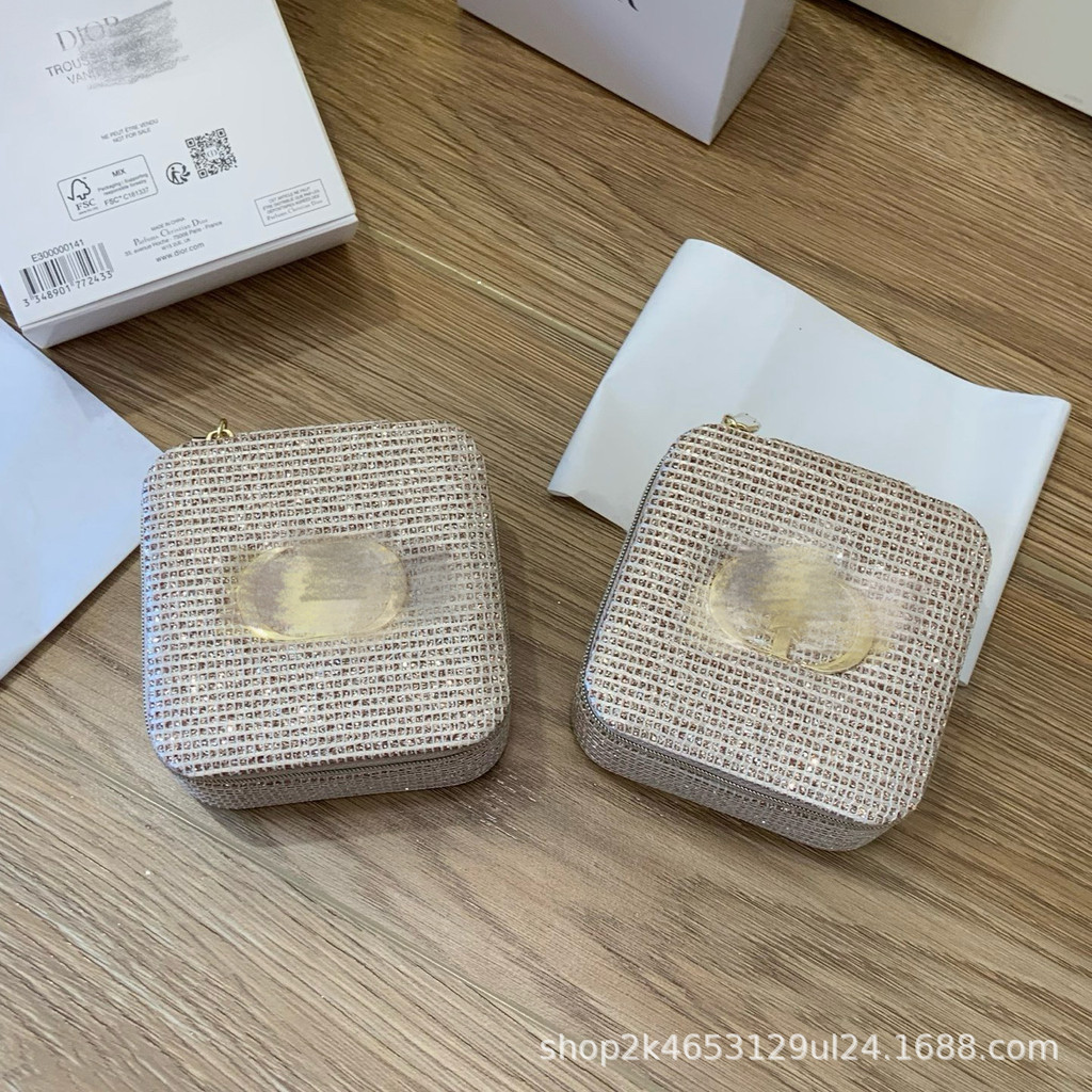 Spot Goods#Large Vanity Mirror Desktop Mirror PU Foldable Book-Style Large Mirror Gift Box19*14cm122