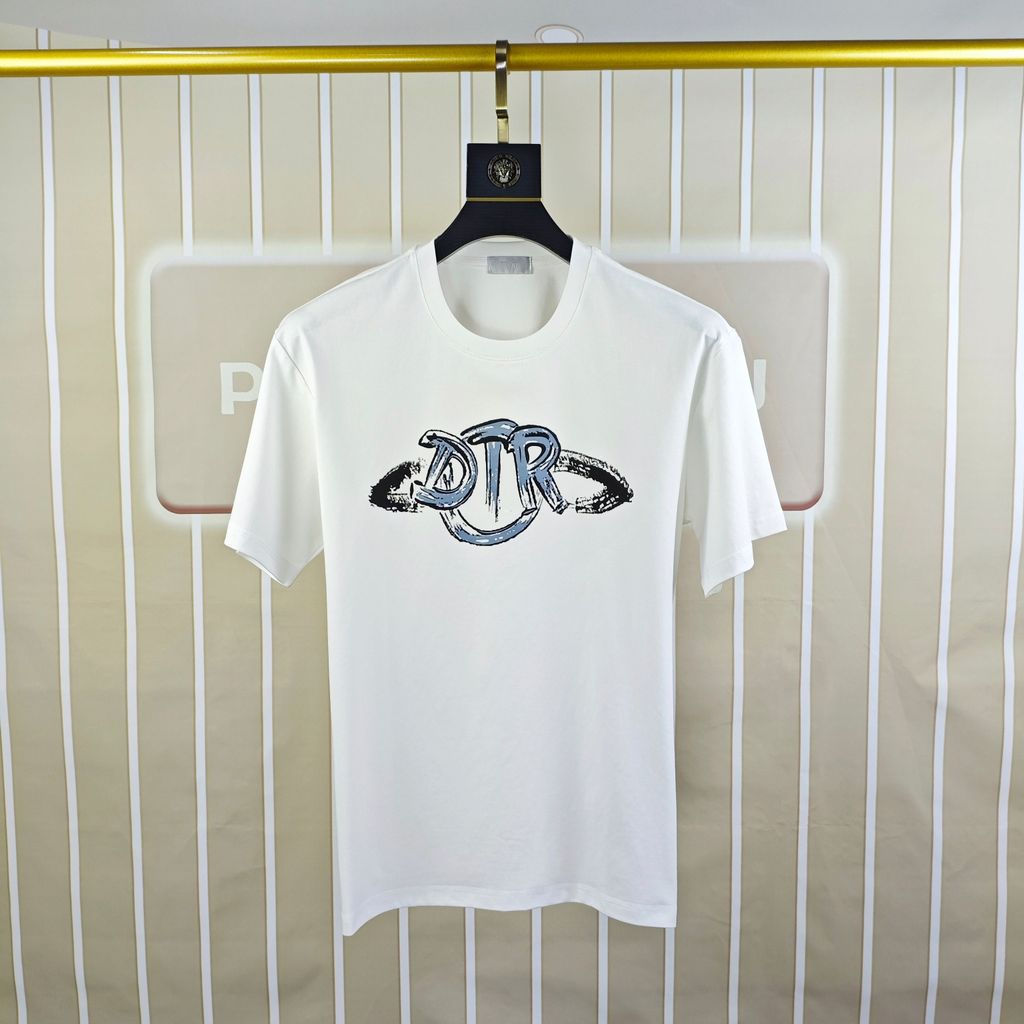 เสื้อแบรนด์ดิออร์ คอรอบแขนสั้น ออกแบบเพื่อความสะดวกสบาย สำหรับทุกคน ไซส์ใหญ่ RFX1