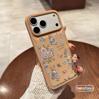 เคสมือถือลายกระต่ายดอกไม้สีชมพู+ฟ้า หวานๆ พิมพ์ลายใหม่ รองรับ iPhone 17-16-15-14-13-12-11 Pro Max/Plus