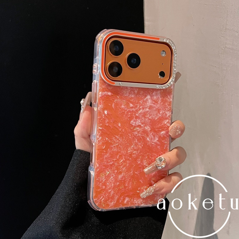 เหมาะสําหรับ แอปเปิล 17โปรแม็กซ์ เคสโทรศัพท์เปลือกหรูหรา ไอโฟน 16มือโปร รูปแบบเปลือกสีส้ม 15 รวมทุกอย่างป้องกันการตก 14มือโปร/13 เพชรเรียงรายเลนส์เคสแข็ง
