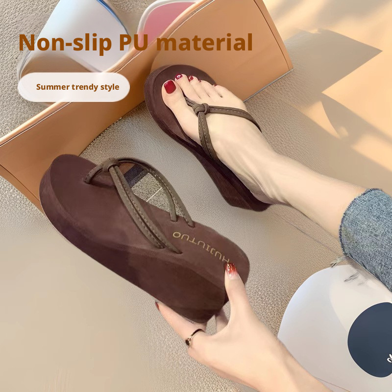 ฤดูร้อนสไตล์ยุโรปอเมริกัน รองเท้าแตะผู้หญิง Flip-Flops พื้นหนา EVA เพิ่มความสูง ใส่ด้านนอก