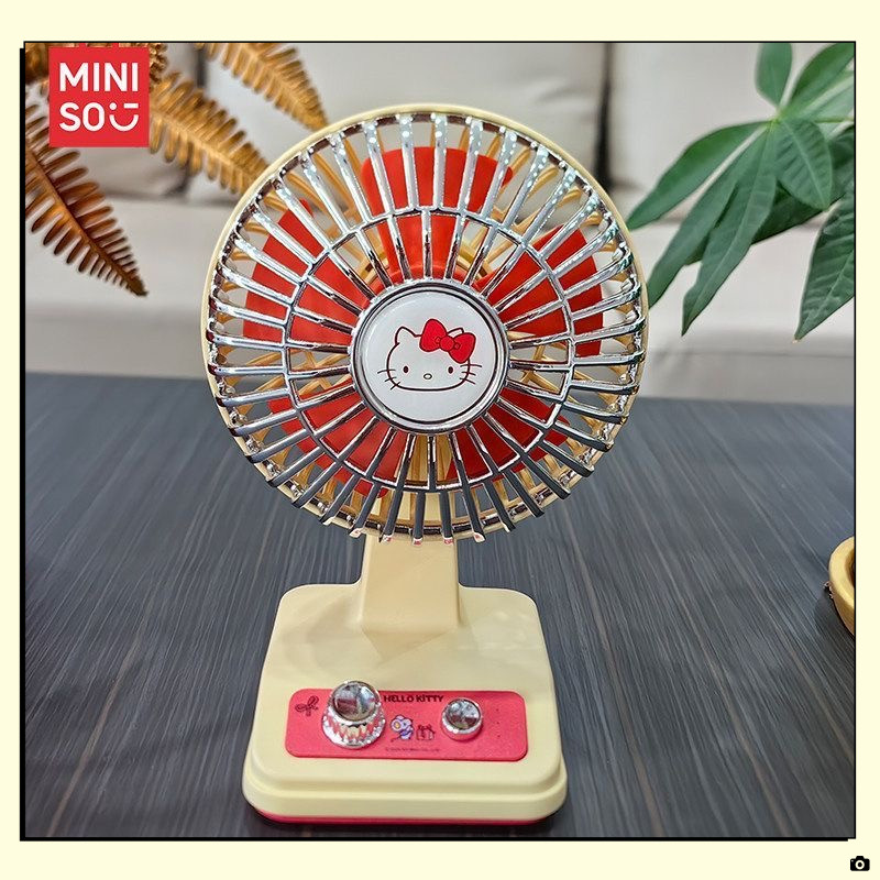 2026 MINISO Mini Fan Hello Kitty การ์ตูนเดสก์ท็อปเงียบพัดลมขนาดเล็ก Sanrio Retro Fan