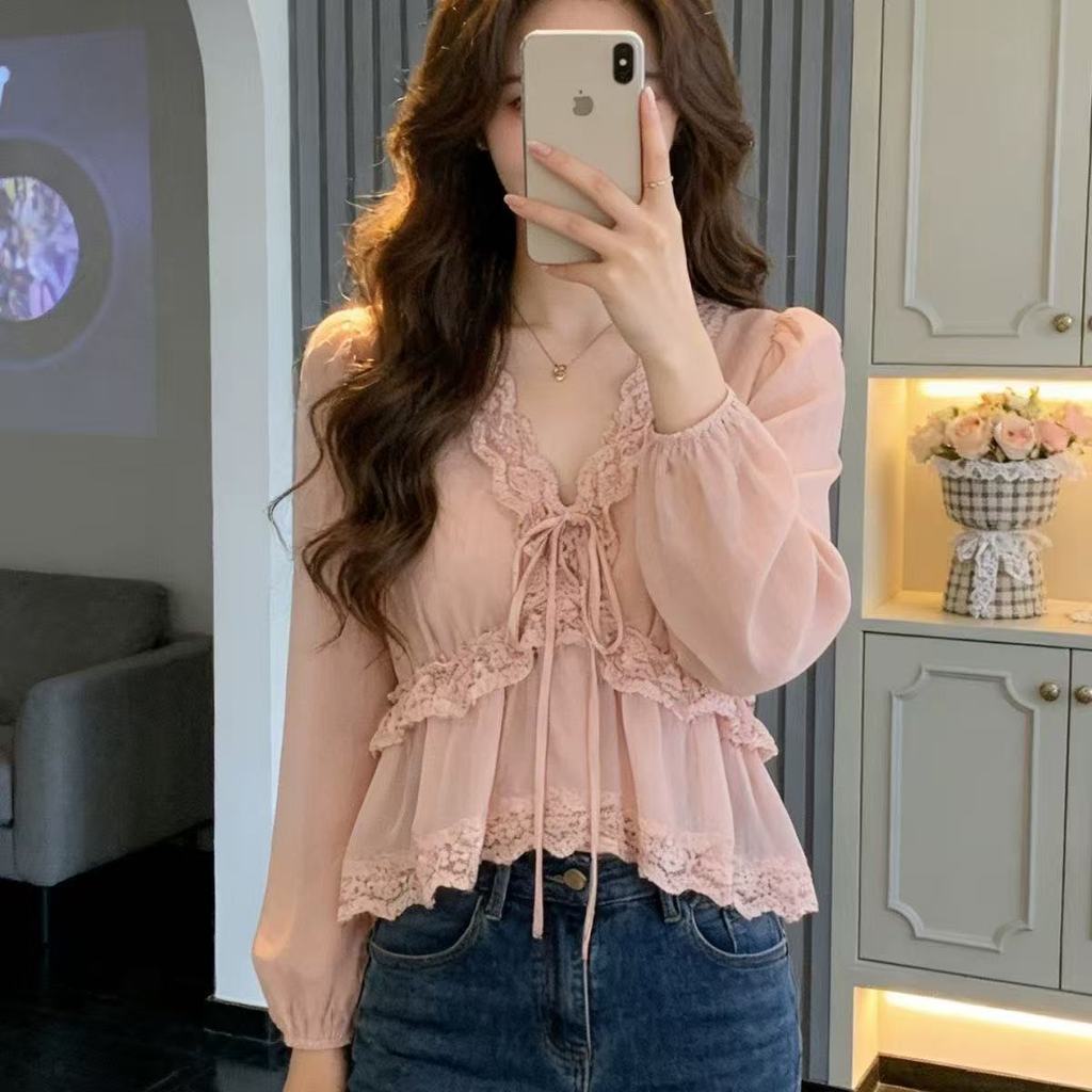 เสื้อแขนยาวสำหรับผู้หญิงแบบคอวี ออกแบบบางเบาและนุ่มนวล