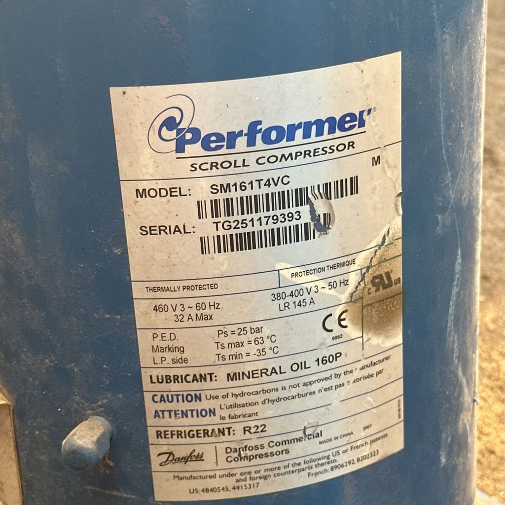 คอมเพรสเซอร์แดนฟอสส์ SM161T4VC 380-400V/50Hz/460V/60Hz พร้อมท่อตัด สำหรับระบบ